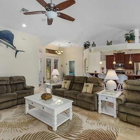 Luxury Home, Hot Tub, Heated Pool, Tiki Bar - Villa Spain Cape Coral Eksteriør bilde