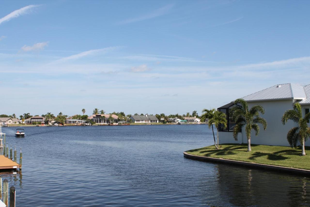 Luxury Home, Hot Tub, Heated Pool, Tiki Bar - Villa Spain Cape Coral Eksteriør bilde
